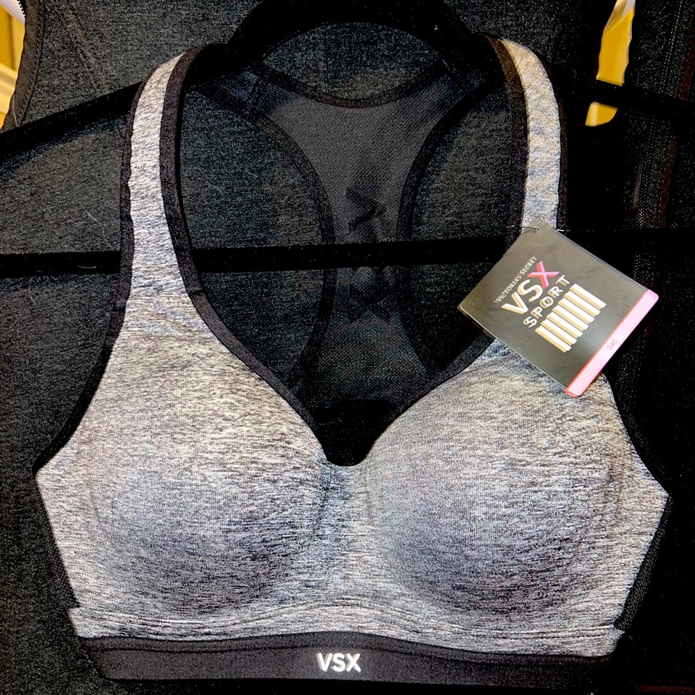 VSX Sport Sports bra. 34C.